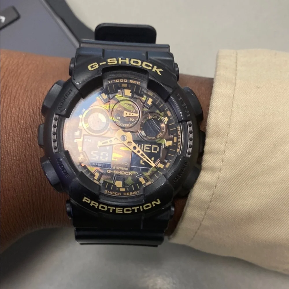 G-SHOCK Black and Gold Watch - Picture 1 of 1